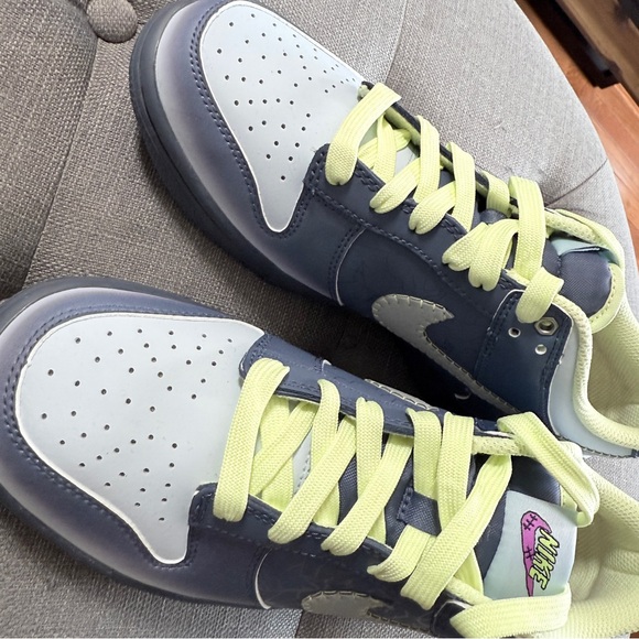 Nike Dunk Low Halloween I Am Fearless Boy 7Y Kids Sneakers in Blue and Lime - Picture 5 of 13